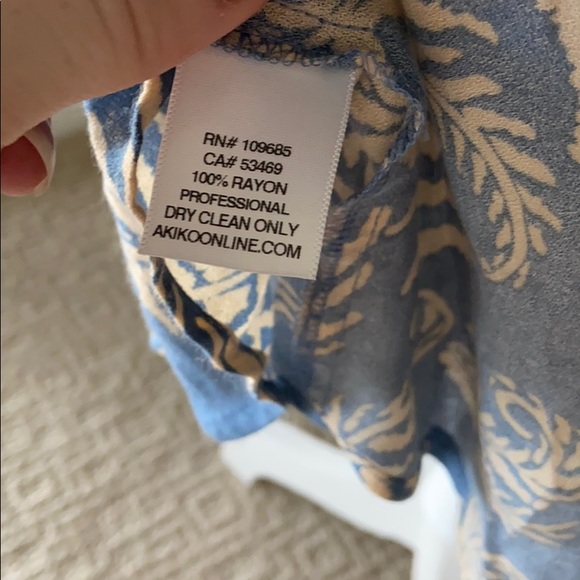 NWOT perfect Akiko summer dress - Picture 6 of 6